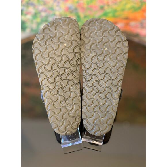 GUC Women's Birkenstock Gizeh Sandals Size Euro 36 US 5 23cm - Picture 2 of 9